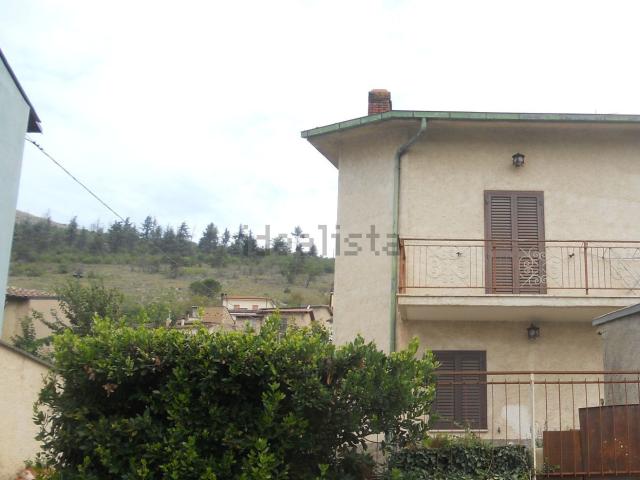 Casa in vendita a Scurcola Marsicana, Abruzzo