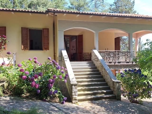 Casa in vendita a Cantagallo, Toscana