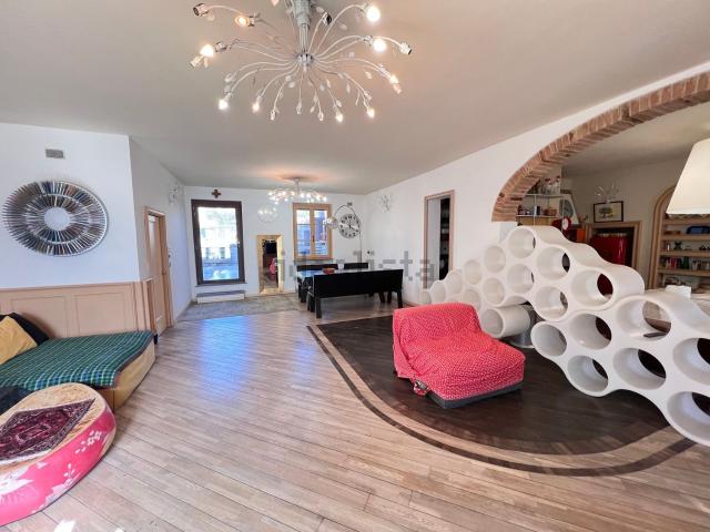 Casa in vendita a Monte San Savino, Toscana