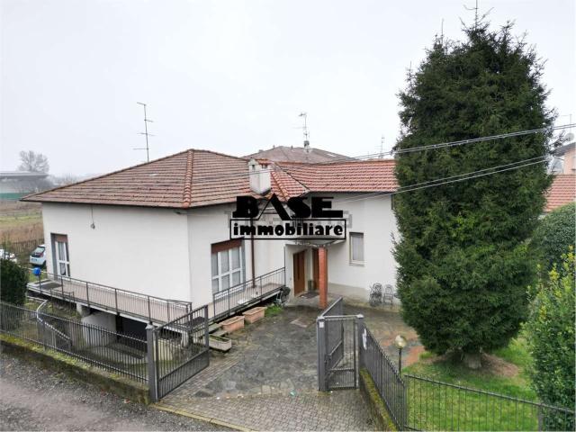 Casa in vendita a Socco, Fino Mornasco