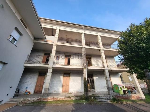 Casa in vendita a Romagnano Sesia, Novara