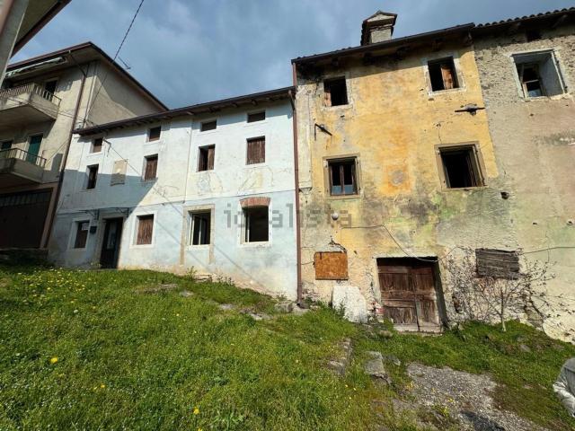 Casa in vendita a Fara Vicentino, Veneto