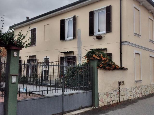 Casa in vendita a Piemonte, Novara