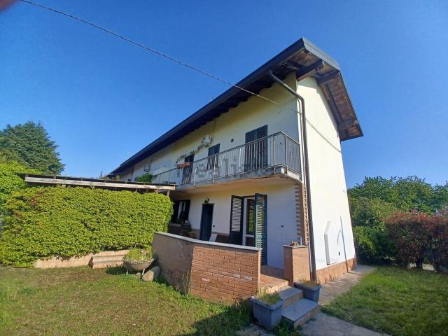 Casa in vendita a Samarate, Varese