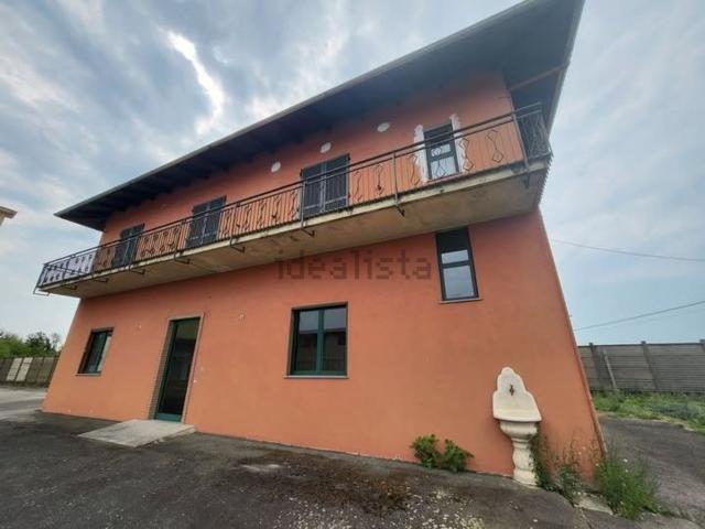 Casa in vendita a Piemonte, Vercelli