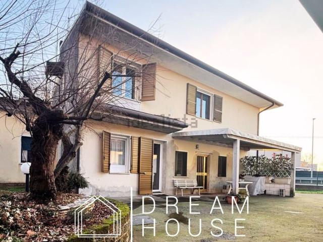 Casa in vendita a Albaredo D'adige, Veneto