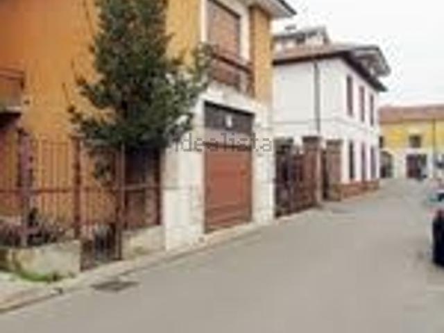 Casa in vendita a Paullo, Lombardia