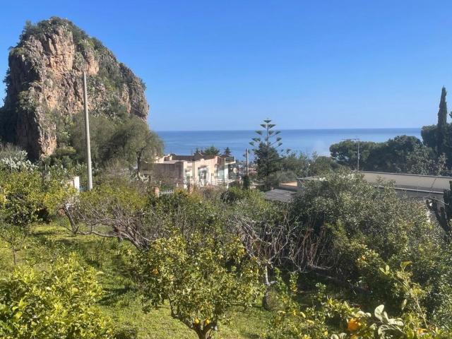 Casa in vendita a Piano Madonna, Altavilla Milicia