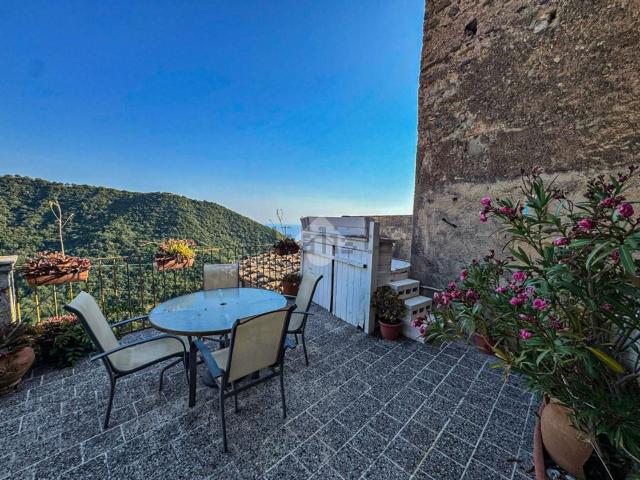 Casa in vendita a Calabria, Cosenza