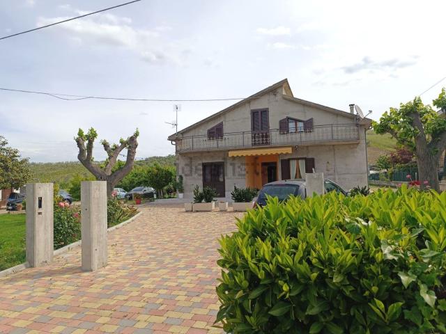 Casa in vendita a San Luca di Atessa, Atessa