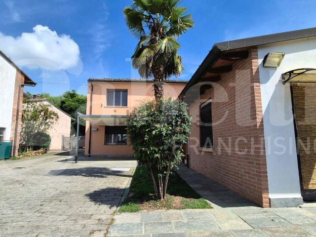 Casa in vendita a Monticelli D'ongina, Reggio Emilia