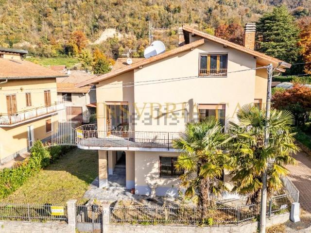 Casa in vendita a Comunità Montana Valli del Verbano, Cittiglio