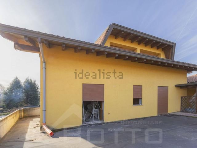 Casa in vendita a Piemonte, Novara