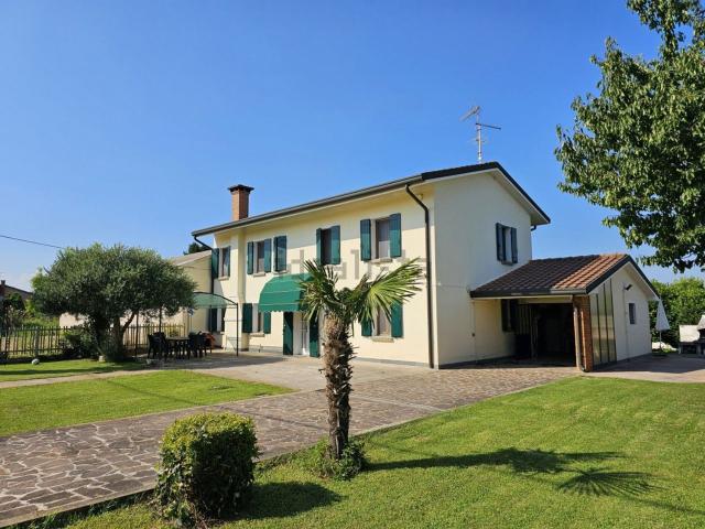 Casa in vendita a Borgo Veneto, Saletto