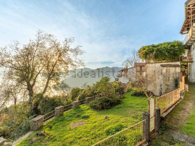 Casa in vendita a Comunità Montana Valli del Verbano, Maccagno