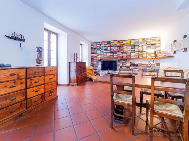 Casa in vendita a Santa Maria, Olginate