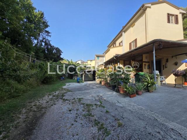 Casa in vendita a Panicale, Massarosa