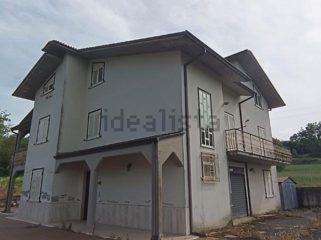 Casa in vendita a Torre Le Nocelle, Campania