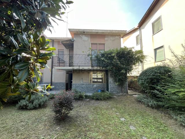 Casa in vendita a Vigevano, Lombardia