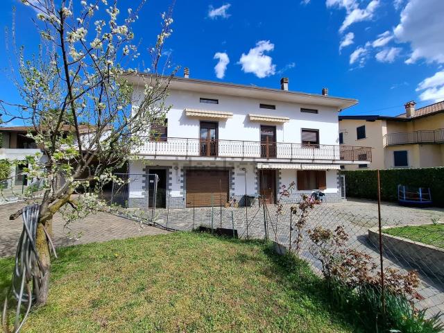Casa in vendita a Piemonte, Novara