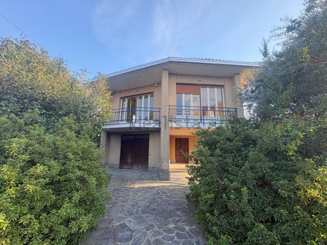 Casa in vendita a Cascinetta, Varallo Pombia