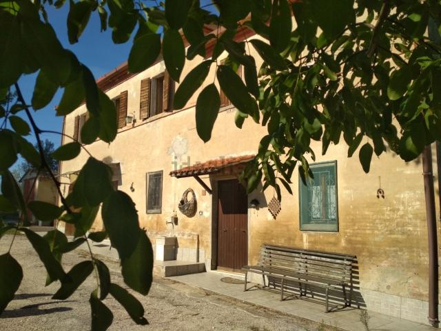 Casa in vendita a Marche, Ancona