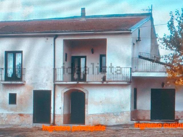 Casa in vendita a Amorosi, Benevento