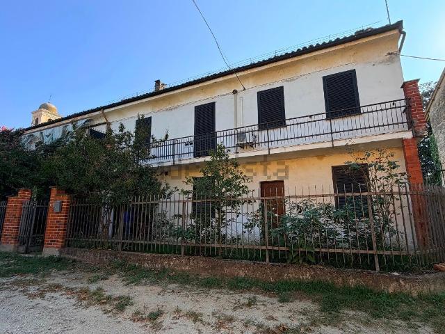 Casa in vendita a Mortara, Pavia