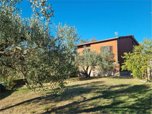Casa in vendita a Collazzone, Perugia