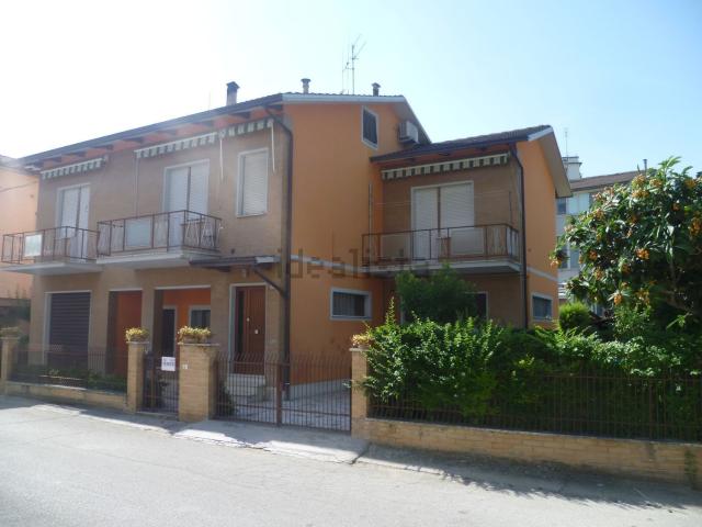 Casa in vendita a Marche, Macerata