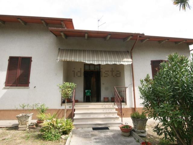 Casa in vendita a Foiano della Chiana, Arezzo