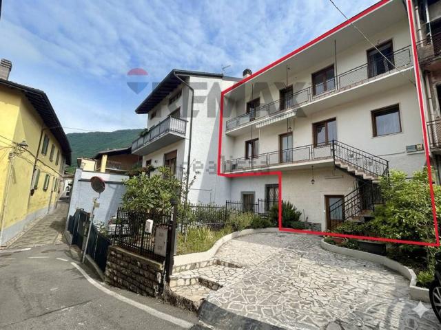Casa in vendita a Endine Gaiano, Lombardia