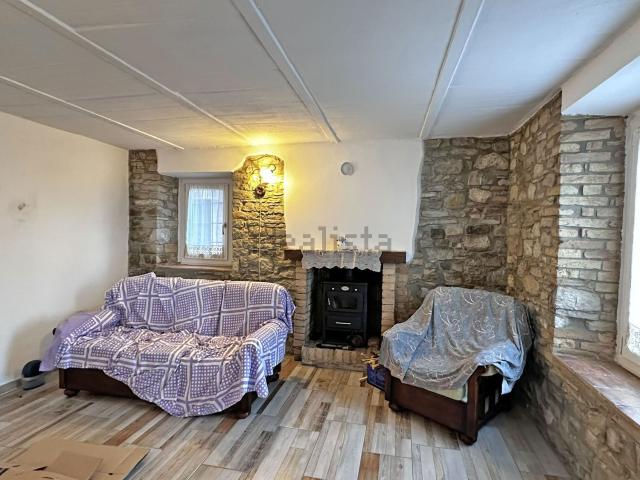Casa in vendita a Gropparello, Reggio Emilia