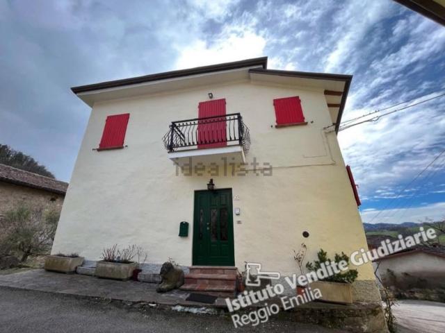 Casa in vendita a Le Braglie, Casina