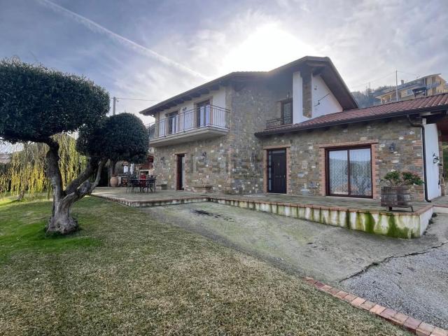 Casa in vendita a Ogliastro Cilento, Campania