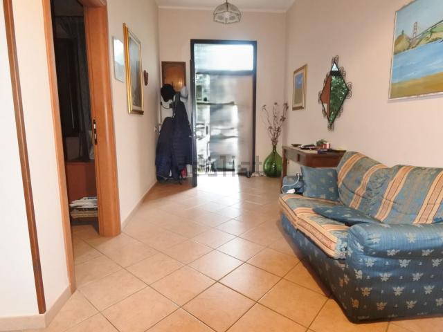 Casa in vendita a Tobbiana, Prato