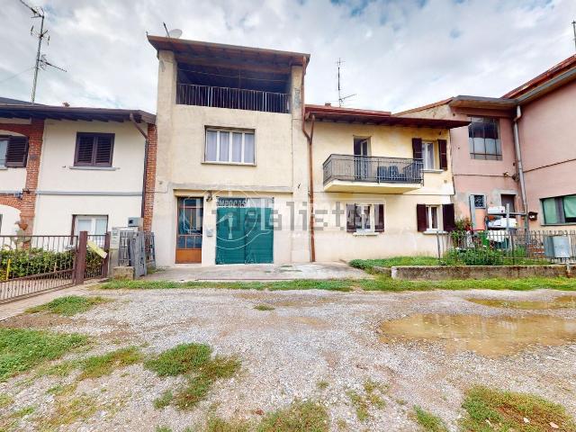 Casa in vendita a Solbiate con Cagno, Concagno