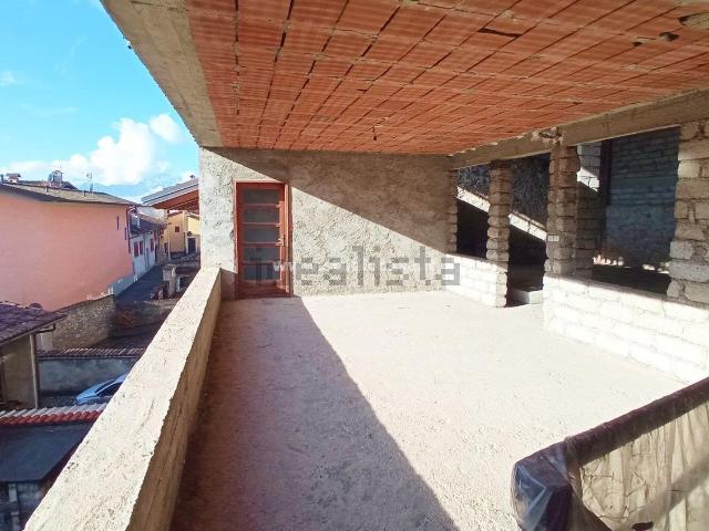 Casa in vendita a Rovetta, Lombardia