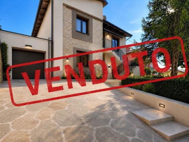 Casa in vendita a Sant'Agostino, Marche
