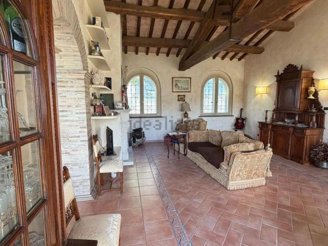 Casa in vendita a Montopoli Di Sabina, Lazio