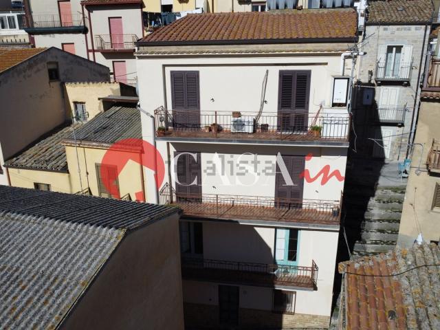 Casa in vendita a Nicosia, Sicilia