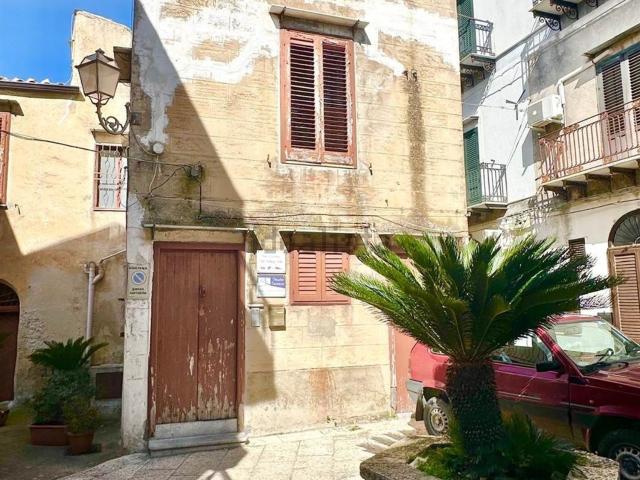 Casa in vendita a Giuliana, Sicilia