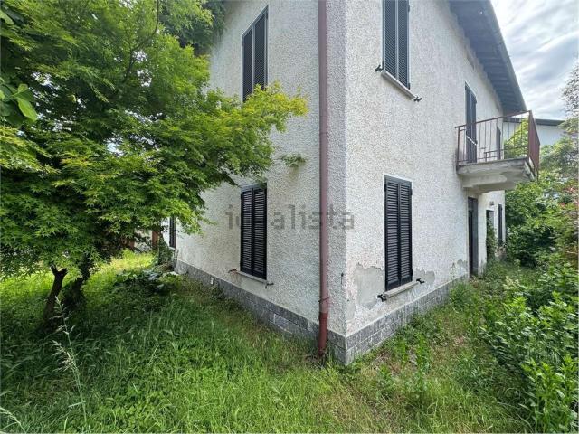 Casa in vendita a Ronago, Lombardia