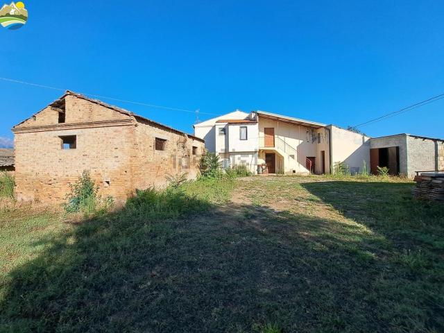 Casa in vendita a Elice, Abruzzo