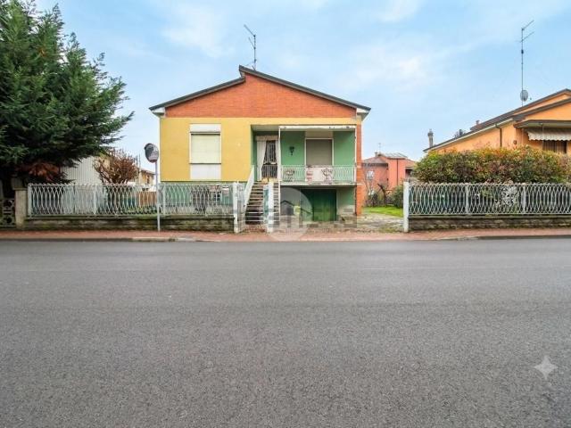 Casa in vendita a Montechiarugolo, Reggio Emilia