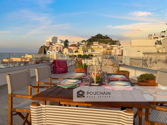 Casa in vendita a Ponza, Lazio