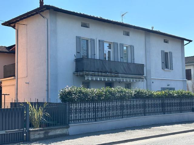Casa in vendita a Bagnolo Mella, Lombardia
