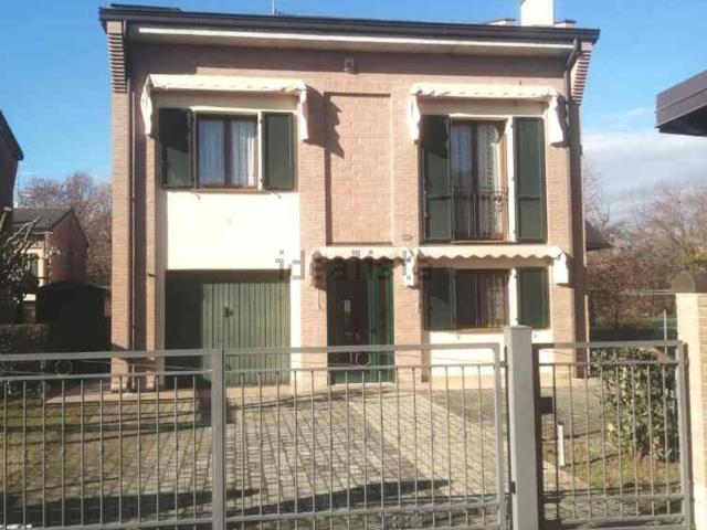 Casa in vendita a Val d’Enza, Re