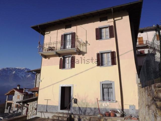 Casa in vendita a Comunità Montana della Valle Brembana, San Giovanni Bianco