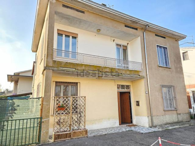Casa in vendita a Bassa Reggiana, Re
